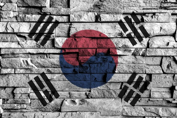 高い絵画韓国旗詳細の古いれんが造りの壁 . — ストック写真