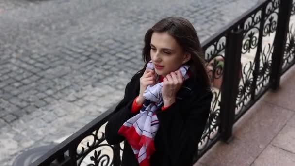 Beautiful Smiling Woman Wraps Herself Scarf Slow Motion — Stock Video