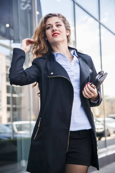 Hermosa sexy rubia mujer de negocios —  Fotos de Stock