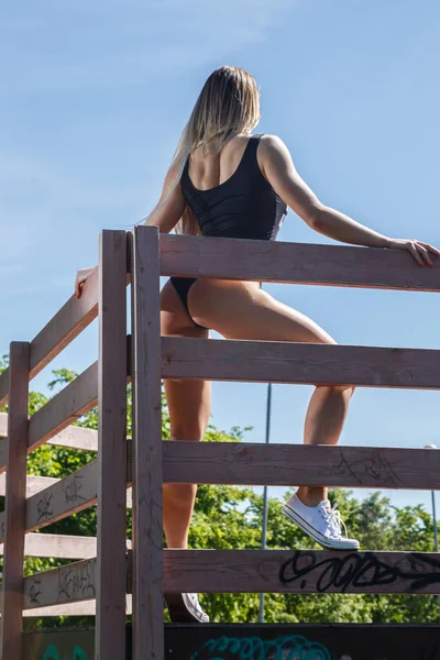 Beautiful blonde woman — Stock Photo, Image