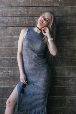  chica con tulipanes holandeses 