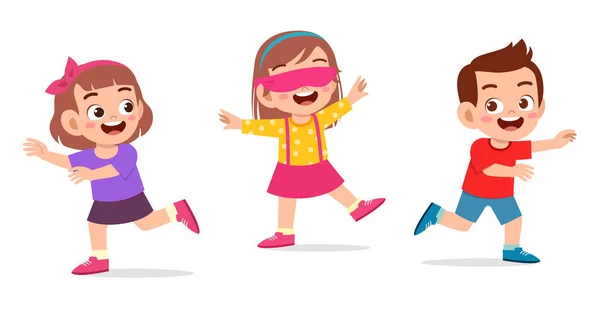 Щасливий милий маленький хлопчик і дівчинка грають тег із зав'язаними очима — стоковий вектор