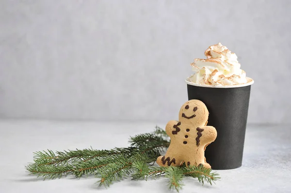 Cappuccino Cinnamon Paper Cup Coffee Complements Gingerbread Man Coffee Concept — Stock Photo, Image