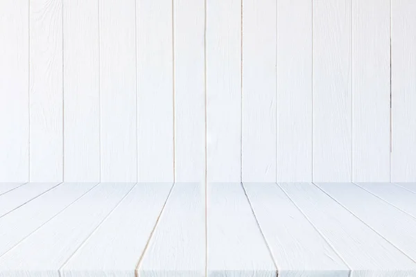Klasik beyaz ahşap arka plan. Beyaz renge boyanmış eski ahşap masa..