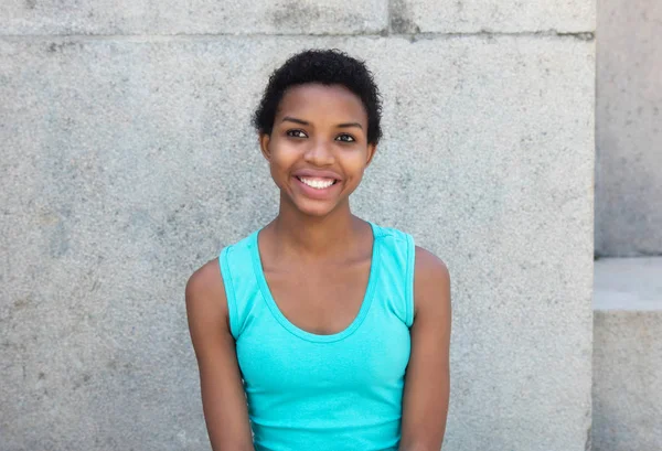 Portrait of an african american woman with short hair — Stock Photo, Image