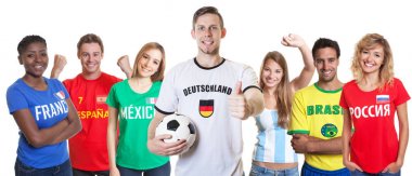 Alman Futbol meraklısı top ve diğer taraftarların tezahürat grup