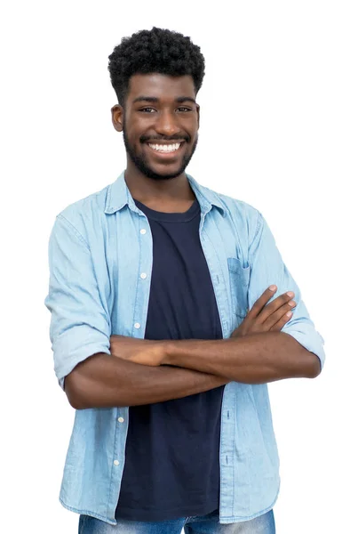 Lachende Afrikaans-Amerikaanse man met baard en casual kleding — Stockfoto