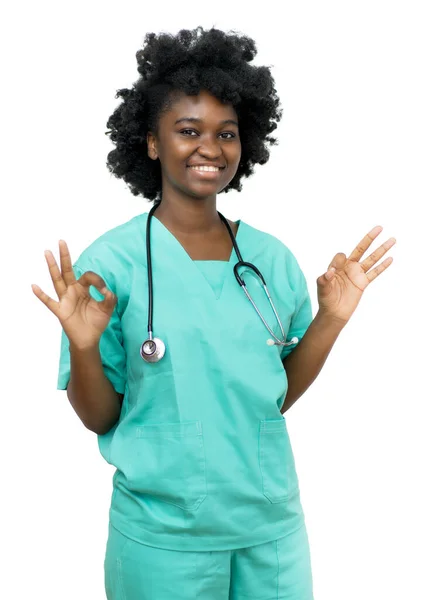 Skrattar Afrikansk Amerikansk Kvinnlig Sjuksköterska Isolerad Vit Bakgrund För Utskuren — Stockfoto
