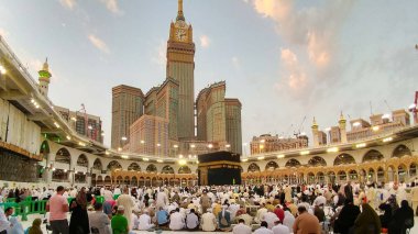 Mescid al haram İslam 'ın en kutsal camii.