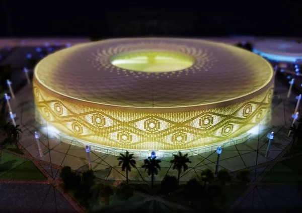 Doha, qatar- 02 de diciembre de 2019: modelo del estadio de la copa del mundo qatar 2022 . — Foto de Stock