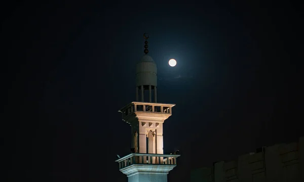 Εικόνα Φόντου Του Τζαμιού Μιναρές Κατά Διάρκεια Της Νύχτας Πανσελήνου — Φωτογραφία Αρχείου