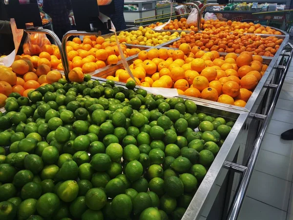 Doha Catar Março 2020 Supermercados Estão Cheios Itens Mercearia Durante — Fotografia de Stock