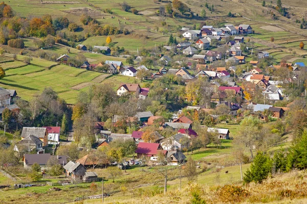 Horská Vesnice Karpatech — Stock fotografie