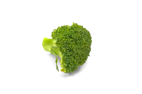 Zeer gedetailleerde verse broccoli, geïsoleerd op wit. close-up schieten. — Stockfoto