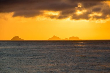Rio de Janeiro 'daki Arpoador plajında gün batımı