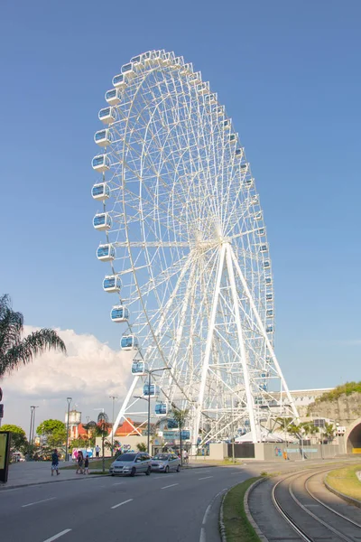 Крупнейшее колесо обозрения Rio Star в Латинской Америке . — стоковое фото