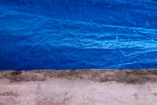 Белая Стена Куском Голубого Пластика Бэкграунда Рио Жанейро — стоковое фото