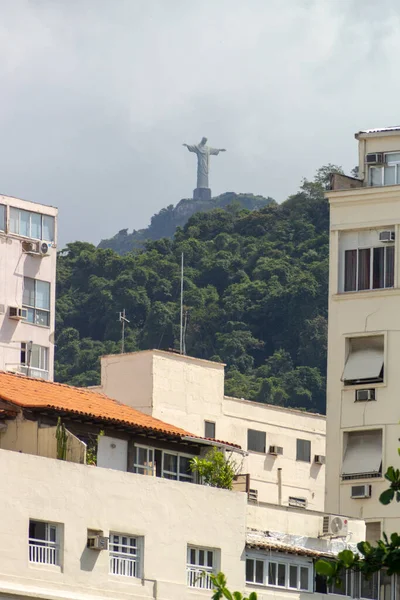 Kurtarıcı Heykeli Rio Janeiro Brezilya Daki Copacabana Mahallesinde Görüldü Nisan — Stok fotoğraf