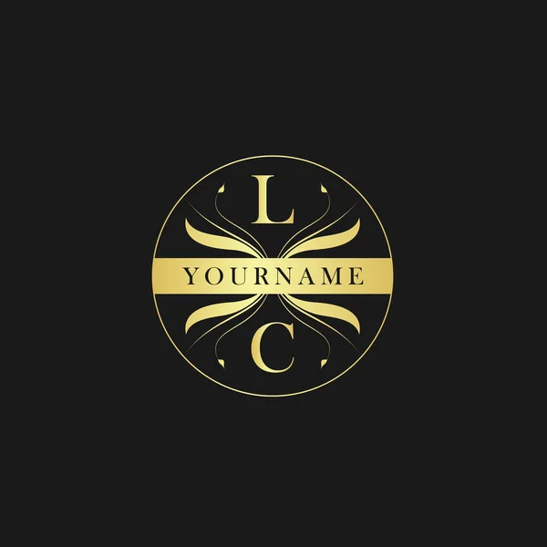 Letter Elegant Luxury First Logo Vector — 스톡 벡터