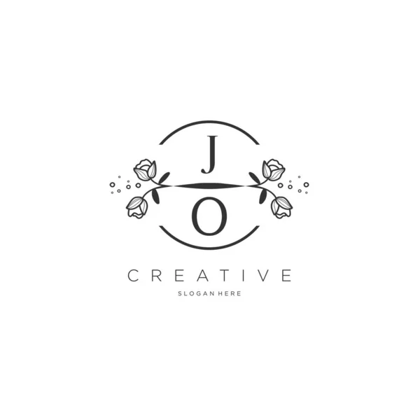 Initial Logo Template Flower Logo Business Fashion Cosmetics Beauty — Stock Vector
