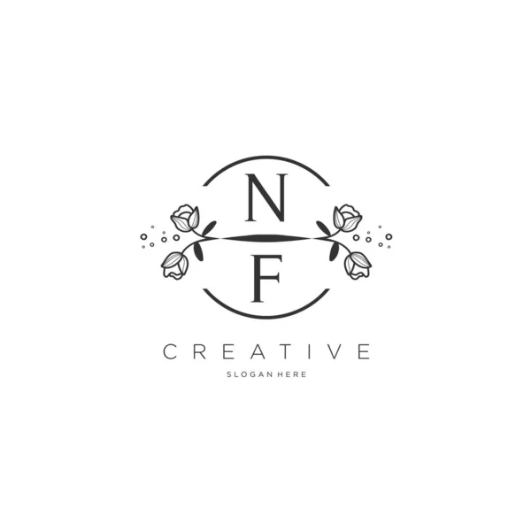Logo Inicial Con Flor Plantilla Logotipo Para Negocios Moda Cosméticos — Archivo Imágenes Vectoriales