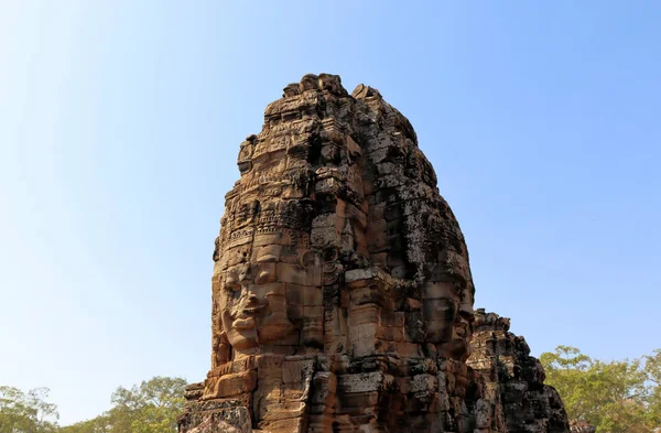 Uitzicht Tempels Oude Gebouwen Cambodja Omgeven Door Regenwoud — Stockfoto