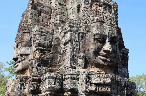 Uitzicht Tempels Oude Gebouwen Cambodja Omgeven Door Regenwoud — Stockfoto