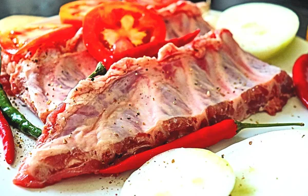 Cooking Kitchen Ingredients Meat Ribs Onions Garlic Hot Chili Peppers — 스톡 사진