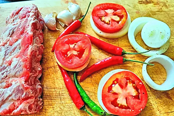 Cocinar Cocina Ingredientes Carne Costillas Cebollas Ajo Chiles Picantes Lima — Foto de Stock