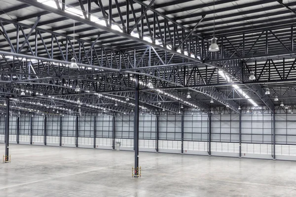 Roof of empty warehouse — Stock Photo, Image