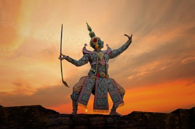 Sanat kültür Tayland dans maskeli khon Tossakan edebiyat ramayana tuğla duvar günbatımı zaman, Tayland