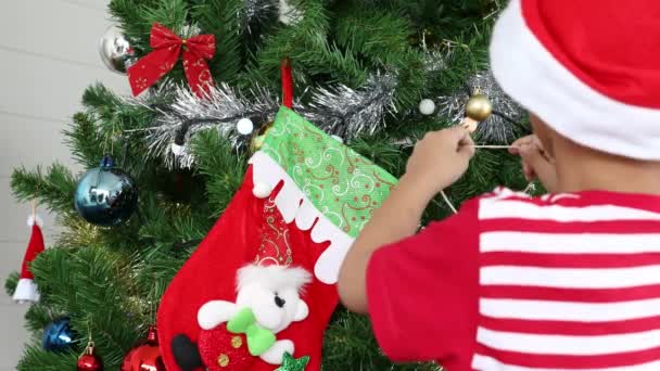 Boy Girl Decorating Christmas Decoration Christmas Day Celebration — Stock Video