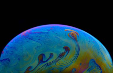 Sabun, duvar sanatı, renk karışımı tarafından oluşturulan gökkuşağı renkleri eğrisi