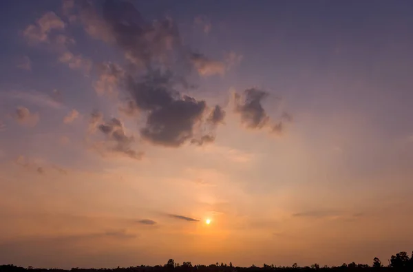 Close Wolken Zonsondergang Hemel Achtergrond — Stockfoto
