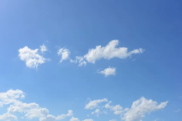 Nubes Blancas Cielo Azul —  Fotos de Stock