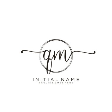 Qm Çember şablon vektörlü ilk el yazısı logosu.