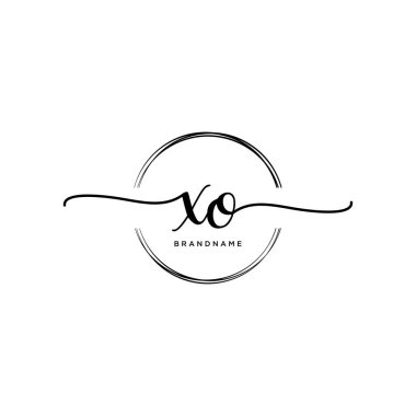 Çember şablon vektörlü Xo İlk el yazısı logosu.