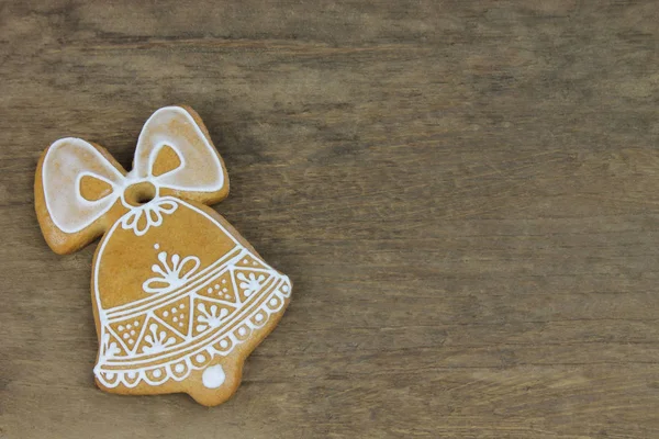 Gingerbread ahşap arka plan üzerinde