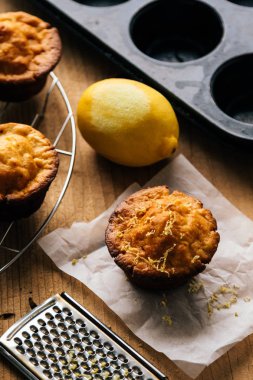 ev yapımı limonlu muffin