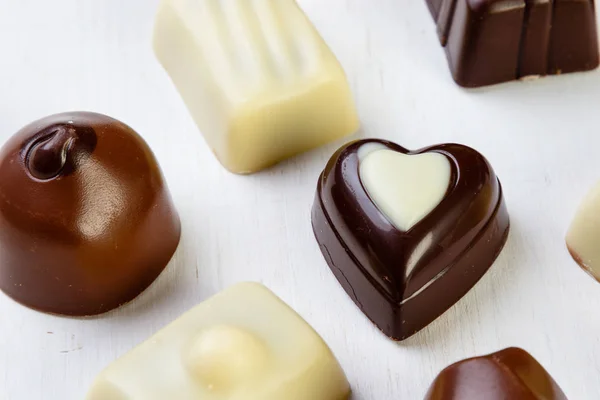 Verscheidenheid chocolade pralines — Stockfoto