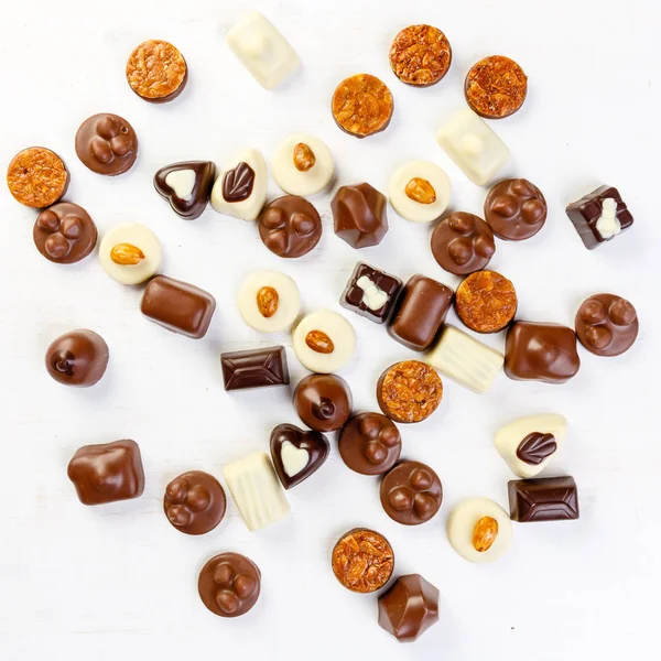 Verscheidenheid chocolade pralines — Stockfoto