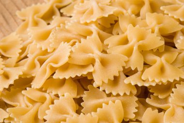 ham farfalle papyon makarna