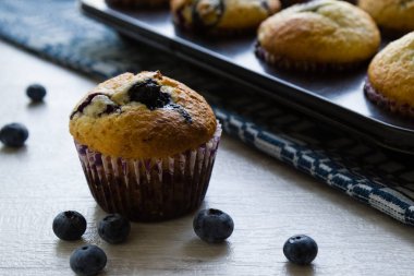 taze böğürtlenli kek