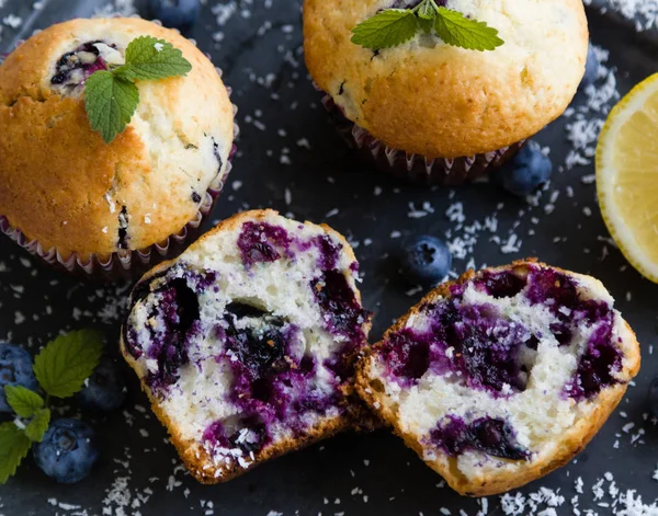 Frischer Blaubeermuffin — Stockfoto