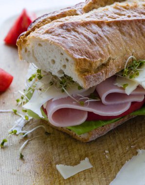 büyük Jambonlu sandviç