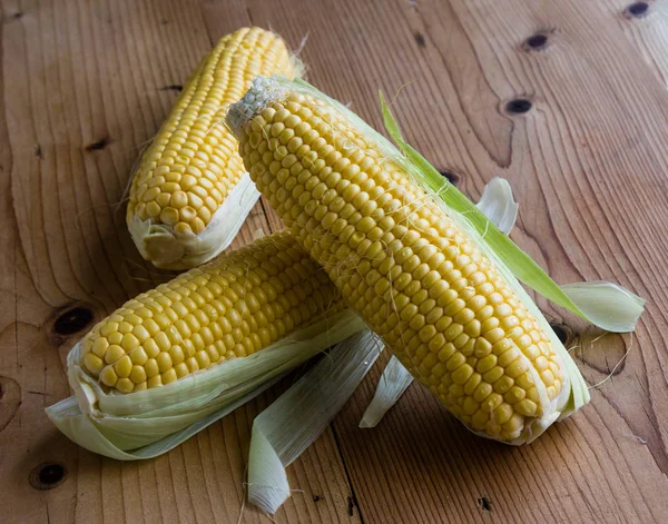 Olgun tatlı mısır 