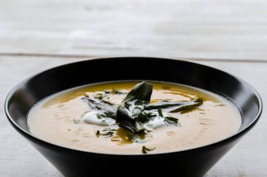 kremalı balkabağı çorbası