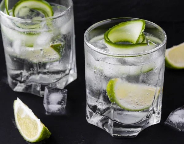 Gin tonic drink — Stock Photo, Image