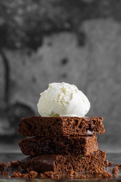 Brownie com sorvete — Fotografia de Stock