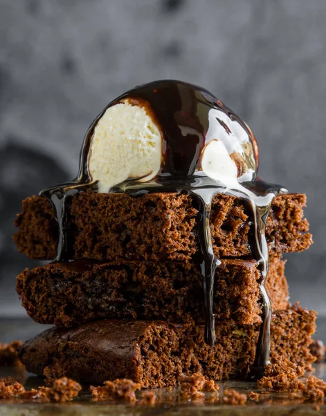 Brownie con gelato — Foto Stock